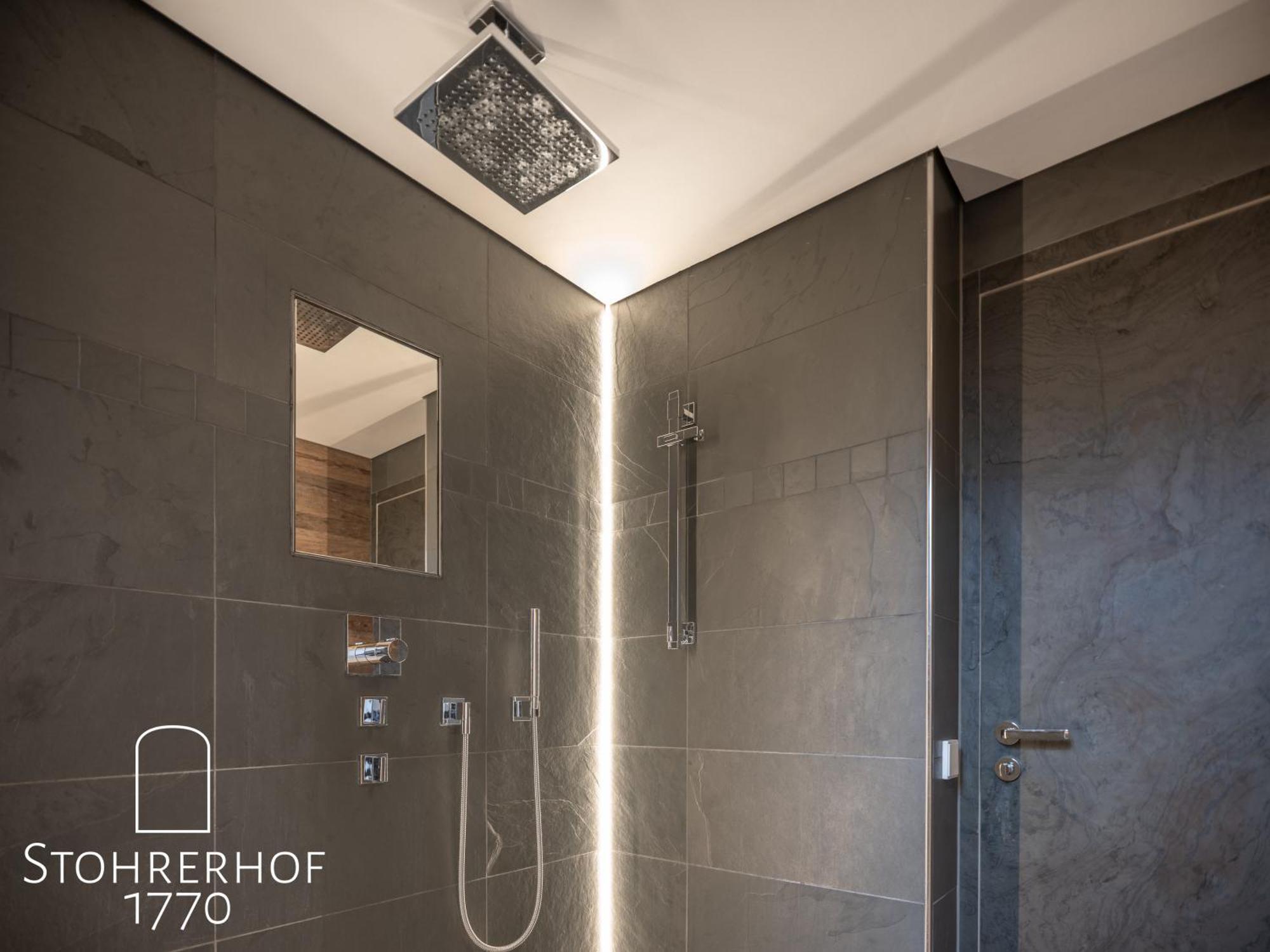 5 Sterne Penthouse-Loft Gut Stohrerhof Bis 4 Personen Dießen am Ammersee Exterior foto