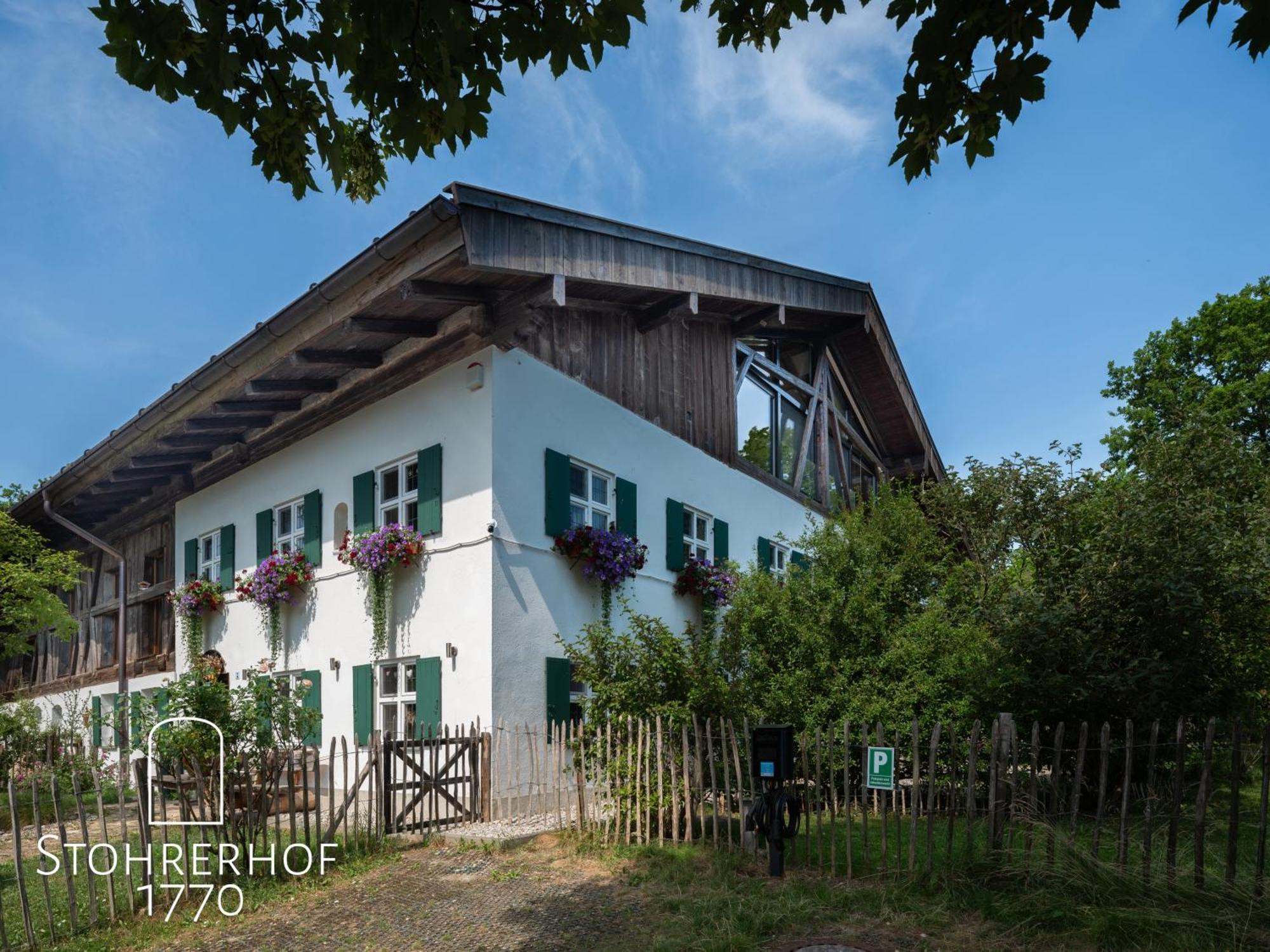 5 Sterne Penthouse-Loft Gut Stohrerhof Bis 4 Personen Dießen am Ammersee Exterior foto